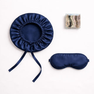 Rituel Nuit en Soie Bleu – Bonnet, Masque et Scrunchies