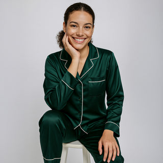 PYJAMA VERT 100 % SOIE DE MÛRIER 22 MM – CONFORT, BEAUTÉ & SOMMEIL RÉPARATEUR