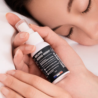 PACK TAIE D’OREILLER EN SOIE 22MM IVOIRE + BRUME GOOD NIGHT – Huiles Essentielles Bio Lavandin, Camomille, Ylang-Ylang & Orange Douce – Relaxation Intense, Endormissement Naturel & Confort Nocturne – Beauté & Sérénité au Coucher