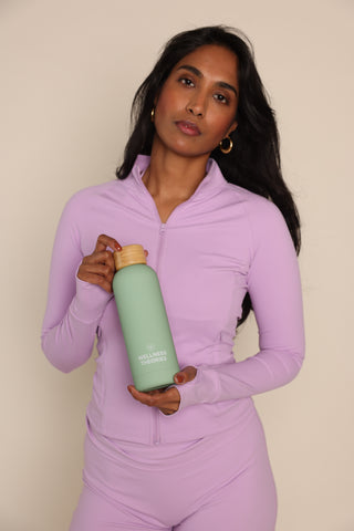 WELLNESS THEORIES - 500 ml Insulated Leak-Proof Bottle – Stainless Steel & Bamboo – Green